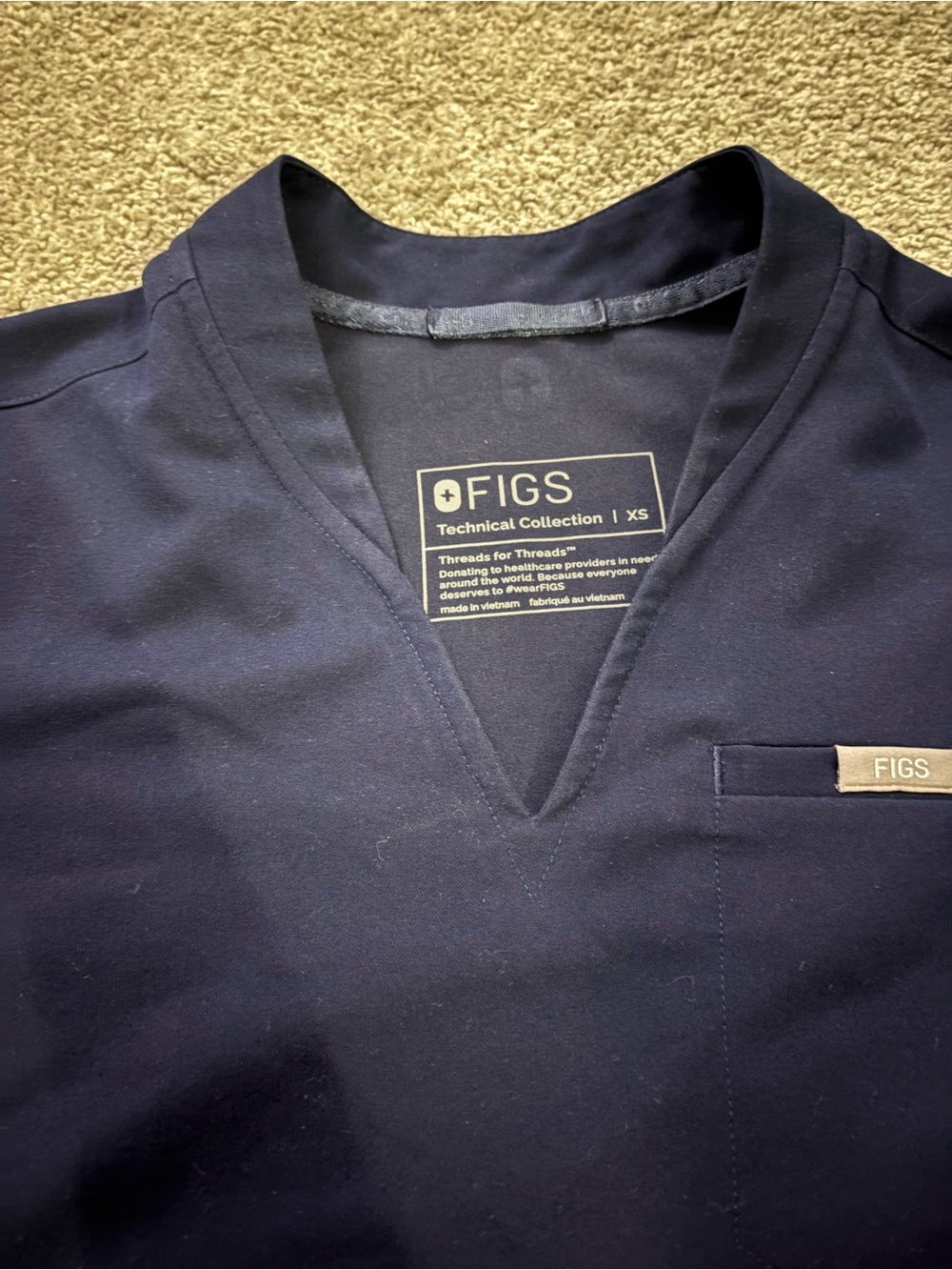 Women’s Navy Figs Scrub Set - Picture 4 of 7